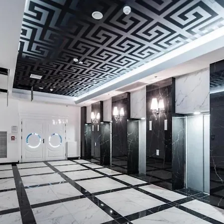 Hanza Tower 22 Pool & Appartamento *